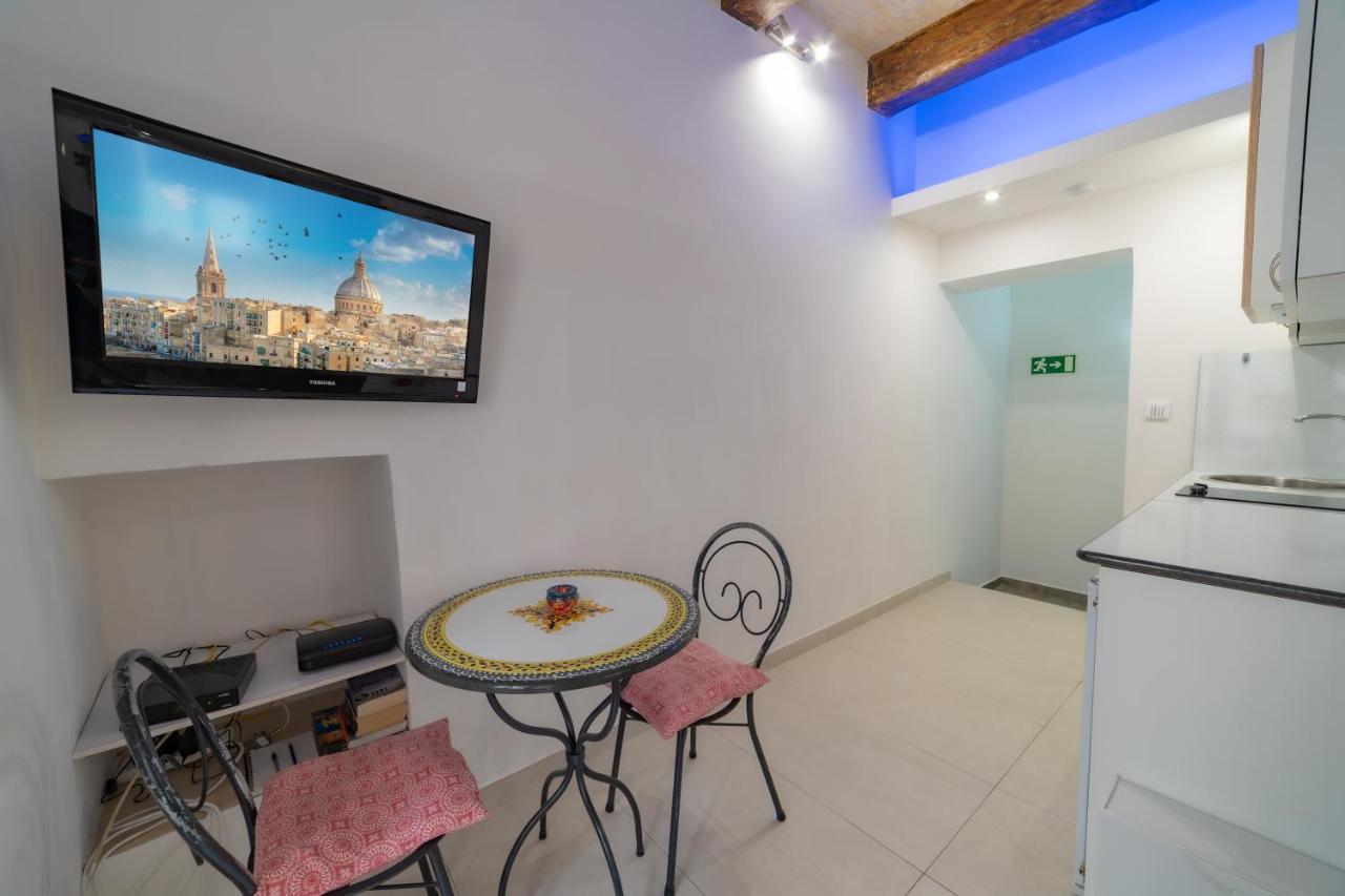 Appartement Jbo - In The Heart Of La Valette Extérieur photo